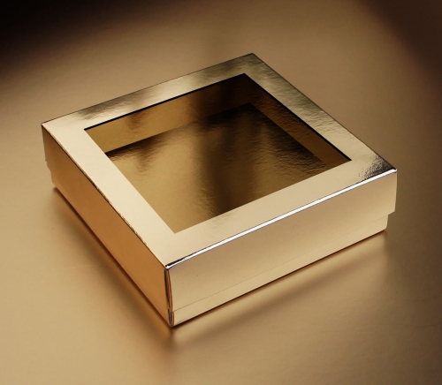 Gloria gold gloss pet kopia.jpg