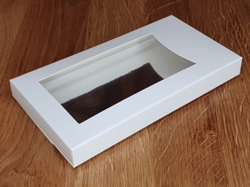 Pudełko na czekoladę (5).jpeg